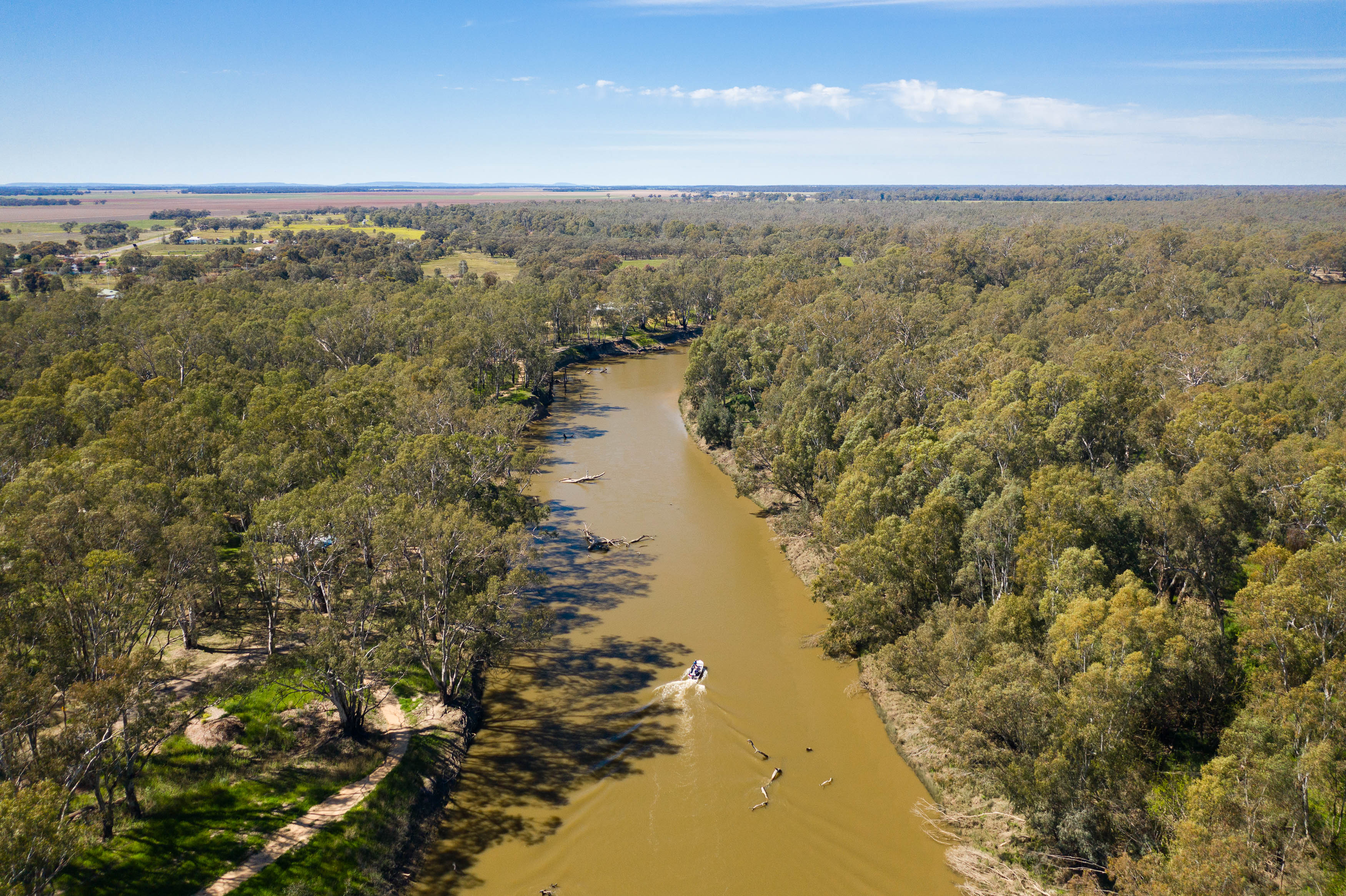 Ariel shot of boat on Murrumbidgee River