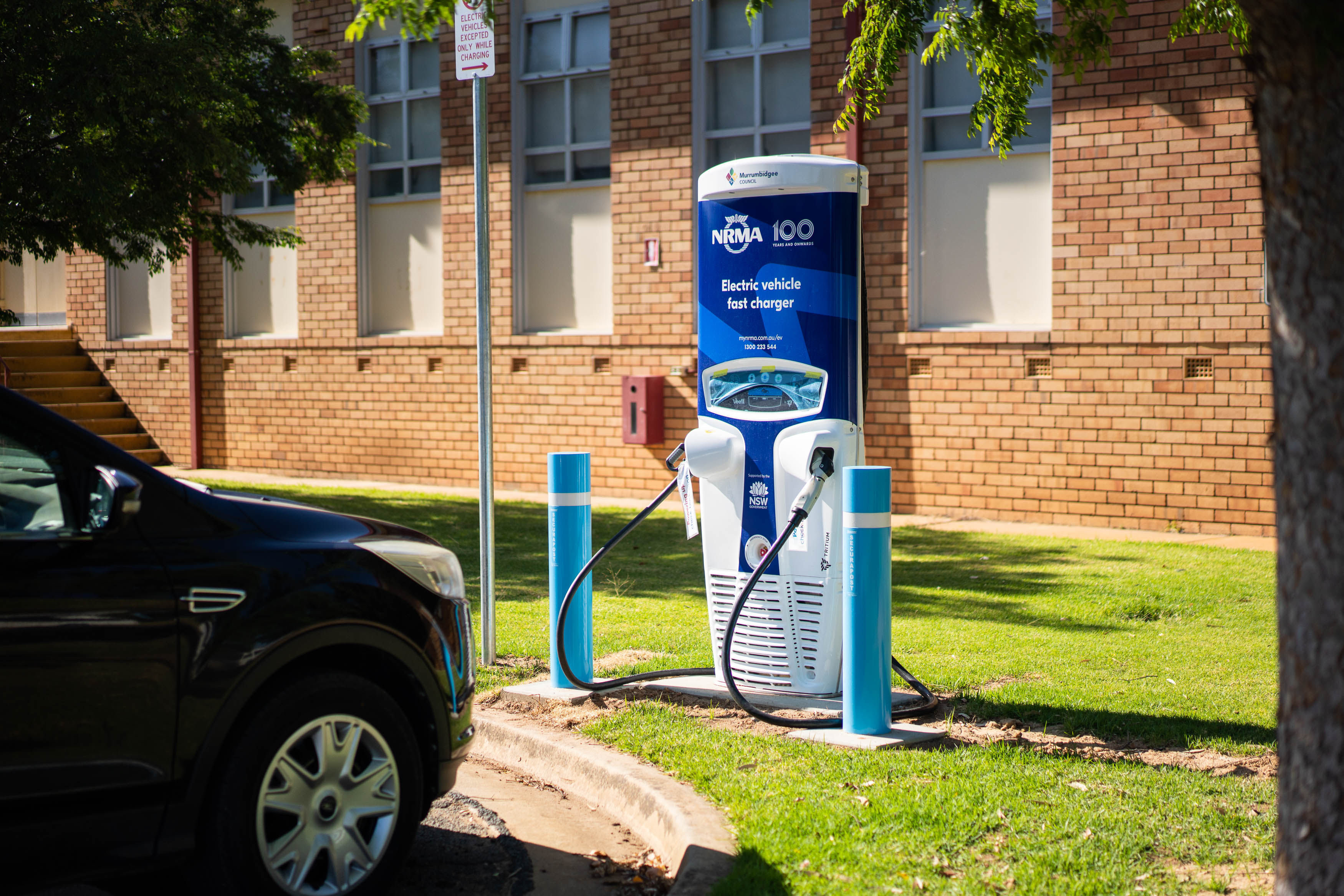 Electric vehicle charging station in Jerilderie